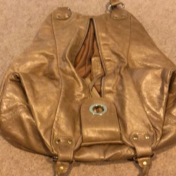 Anna Corrinna Tan with Gold Hardware Shoulder Bag - Picture 4 of 7